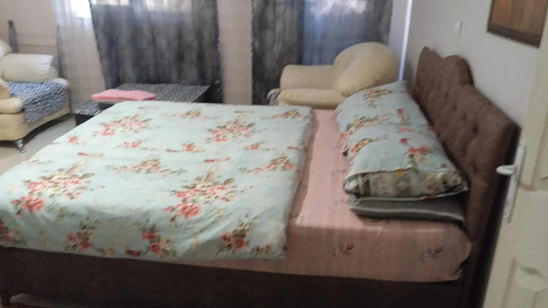 Be My Guest - Homestay Apartments Guest Houses Sleeping Rooms 안탈리아 터키