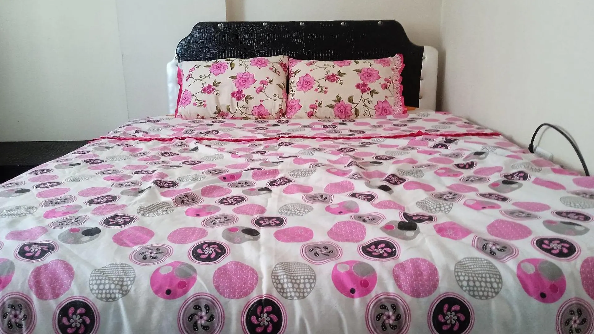 Be My Guest - Homestay Apartments Guest Houses Sleeping Rooms Αττάλεια